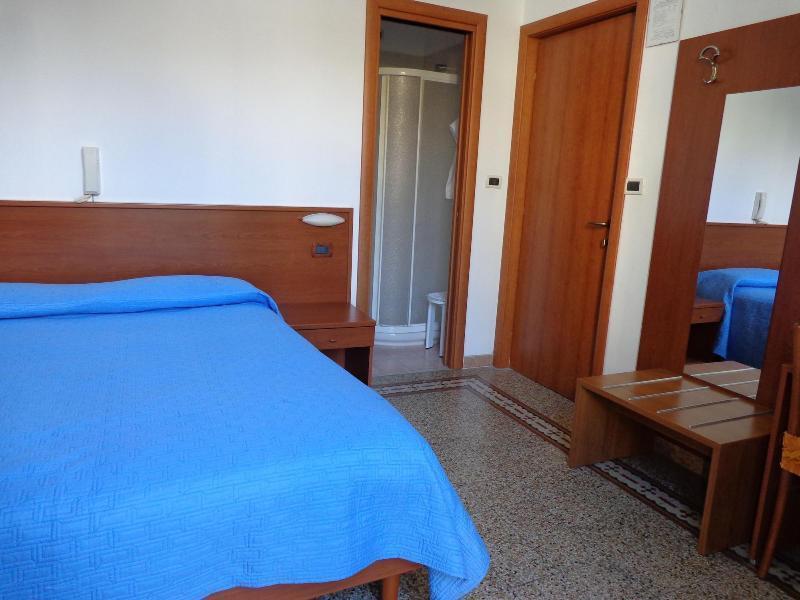 Lora Rda Luxury Hotel 3*