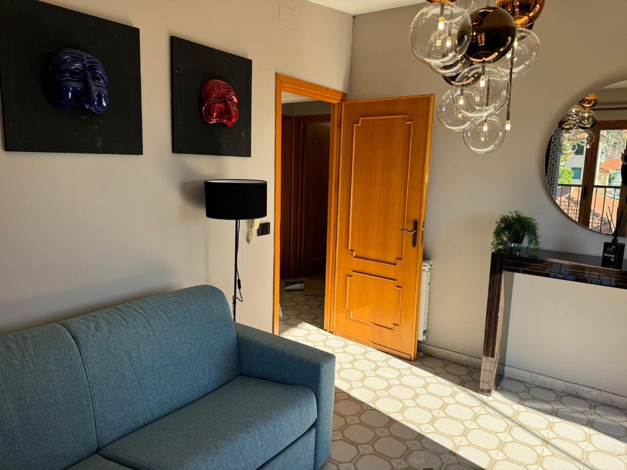 Lora Rda Luxury Hotel