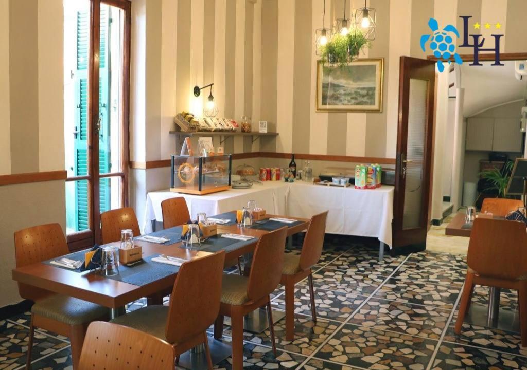 Lora Rda Luxury Hotel